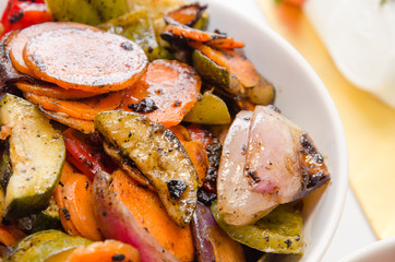 Grilled vegetables, carrot and onion