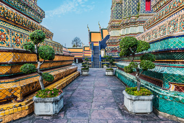 Fototapeta premium temple interior Wat Pho temple bangkok thailand