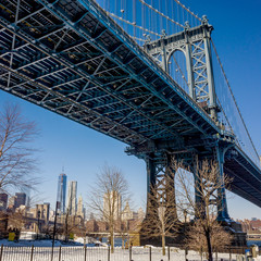 the Manhattan Bridge