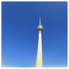 Berlin Fernsehturm © imaginando