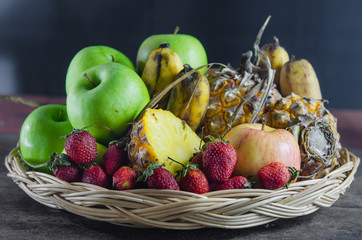 still lfe of mix fruits