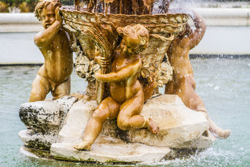 Fototapeta na wymiar Cherubim.Ornamental fountains of the Palace of Aranjuez, Madrid,