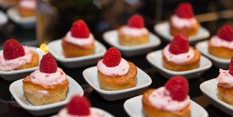 Raspberry pastry