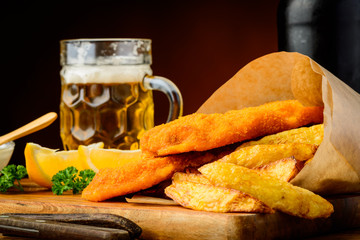 Fish and chips meal and beer - 61743405