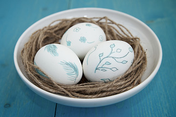 Easter eggs in the bowl