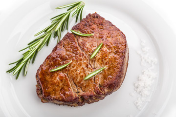 Rinderfilet mit Rosmarin