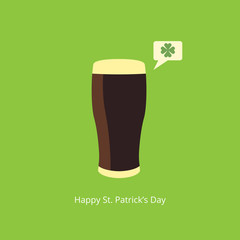 Beer with speach bubble. Saint Patricks Day greeting card - obrazy, fototapety, plakaty