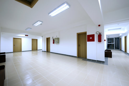 Empty vestibule in the modern office building