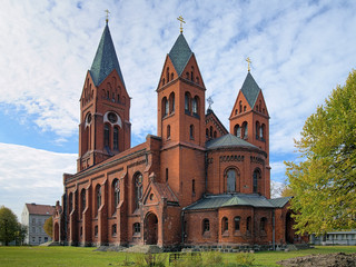 Fototapeta na wymiar Katedra Świętego Michała Archanioła w Rosji Chernyakhovsk