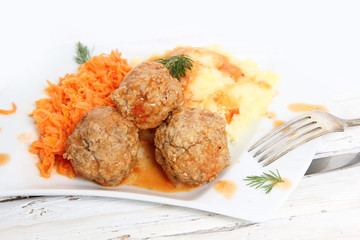 Meatballs,  Mashed Potato and carrots