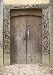 Viking door