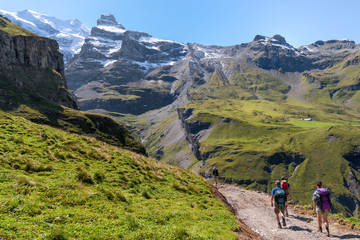 Fototapeta na wymiar Wandern in den Schweizer Alpen