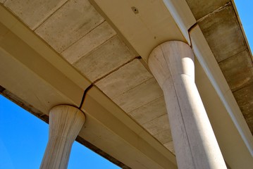 Puente de hormigón vigas
