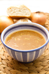 Zwiebelsuppe