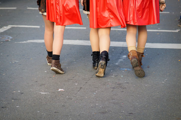 Straßenkarneval, leicht beschwipst