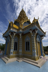 Fototapeta premium Wat Phnom Sampeau in Battambang - Cambodia