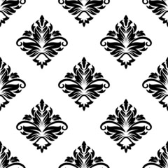 Geometric arabesque pattern with floral motif