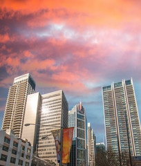 Fototapeta na wymiar Dusk colors over Sydney skyline, Australia