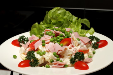 mixed ham salad tomato and lettuce