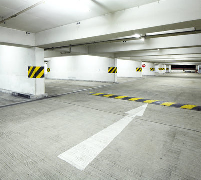 Indoor parking lot