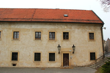 Altes Gebäude am Gelände der Burg von Bratislava