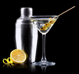 Cocktail martini on a black