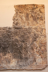 Archeologia - Mura incendiate della città assira di Ninive