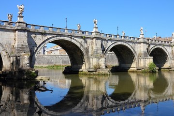Fototapeta na wymiar Rome - Saint Angel Bridge
