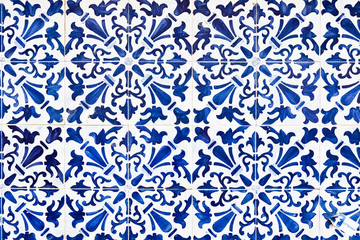 Traditionelle Azulejos in Lissbon, Portugal - obrazy, fototapety, plakaty