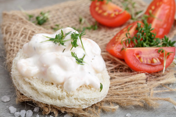 Canapes mit Krabbensalat