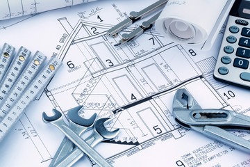 Hausplan mit Taschenrechner