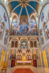 Fototapeta na wymiar Vienna - Presbytery and main altar of Carmelites church