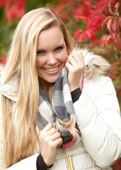 Frau hübsch blond