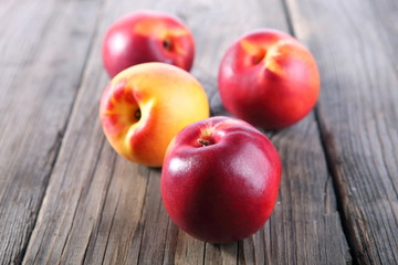 nectarines