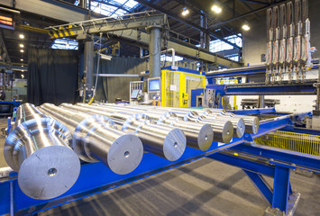 Stahlwellen in Fabrik // engineering fabrication