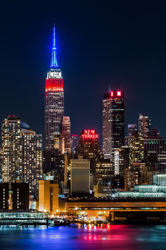 Fototapeta Empire State Building honors Presidents' Day