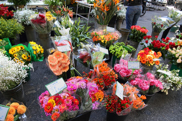 Mercato dei fiori ad Aix en Provence