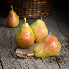 Fresh pears