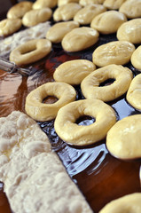 Ciambelle fritte in olio
