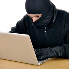 Hacker stiehlt Daten von Laptop