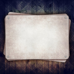 Fototapeta premium Blank plate on grunge background