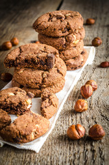 Dark chocolate and hazelnut cookies
