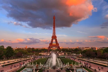 Foto op Plexiglas Light Performance Show on July 27, 2013 in Eiffel tower Paris.  © baiyi126