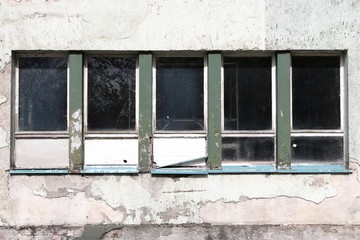 Obraz na płótnie Canvas Fenster einer Industrieruine