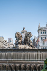 Fototapeta na wymiar Fontanna Cibeles w Madrycie, w Hiszpanii.