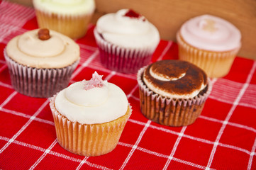 cupcakes on wooden background