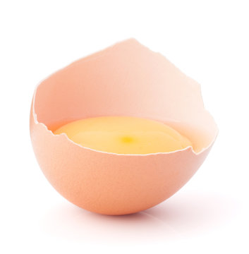 Breaking egg isolated on white background cutout