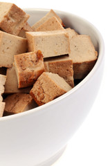 Morceau de tofu fumé
