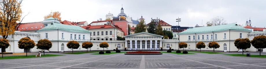 Fototapeta na wymiar Pałac Prezydencki w Wilnie