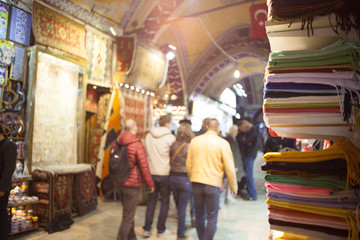 Obraz na płótnie Canvas people at turkish market